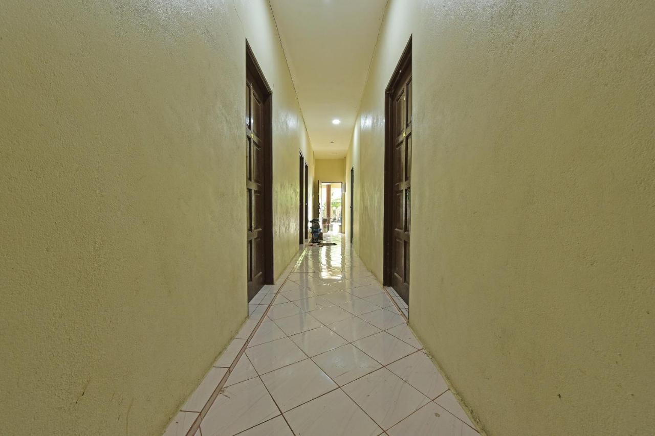 Oyo 90596 Casaria Inn Paka 外观 照片